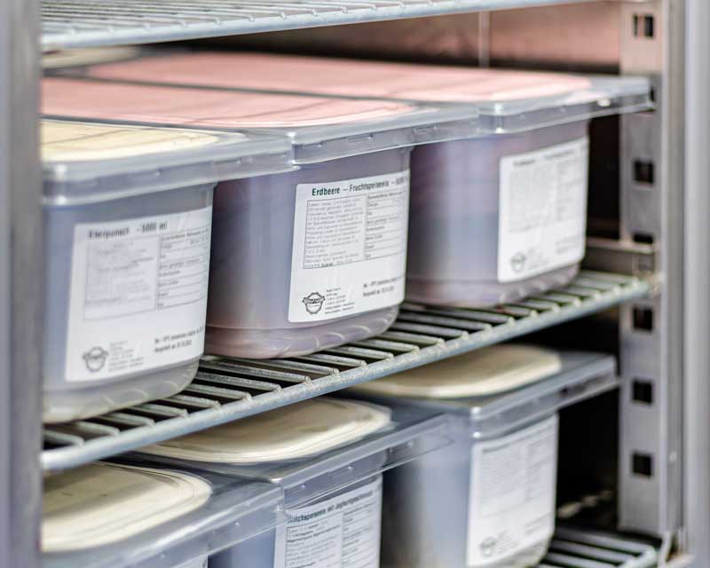 Startseite 4 Fertig abgefülltes Eis im Gefrierschrank